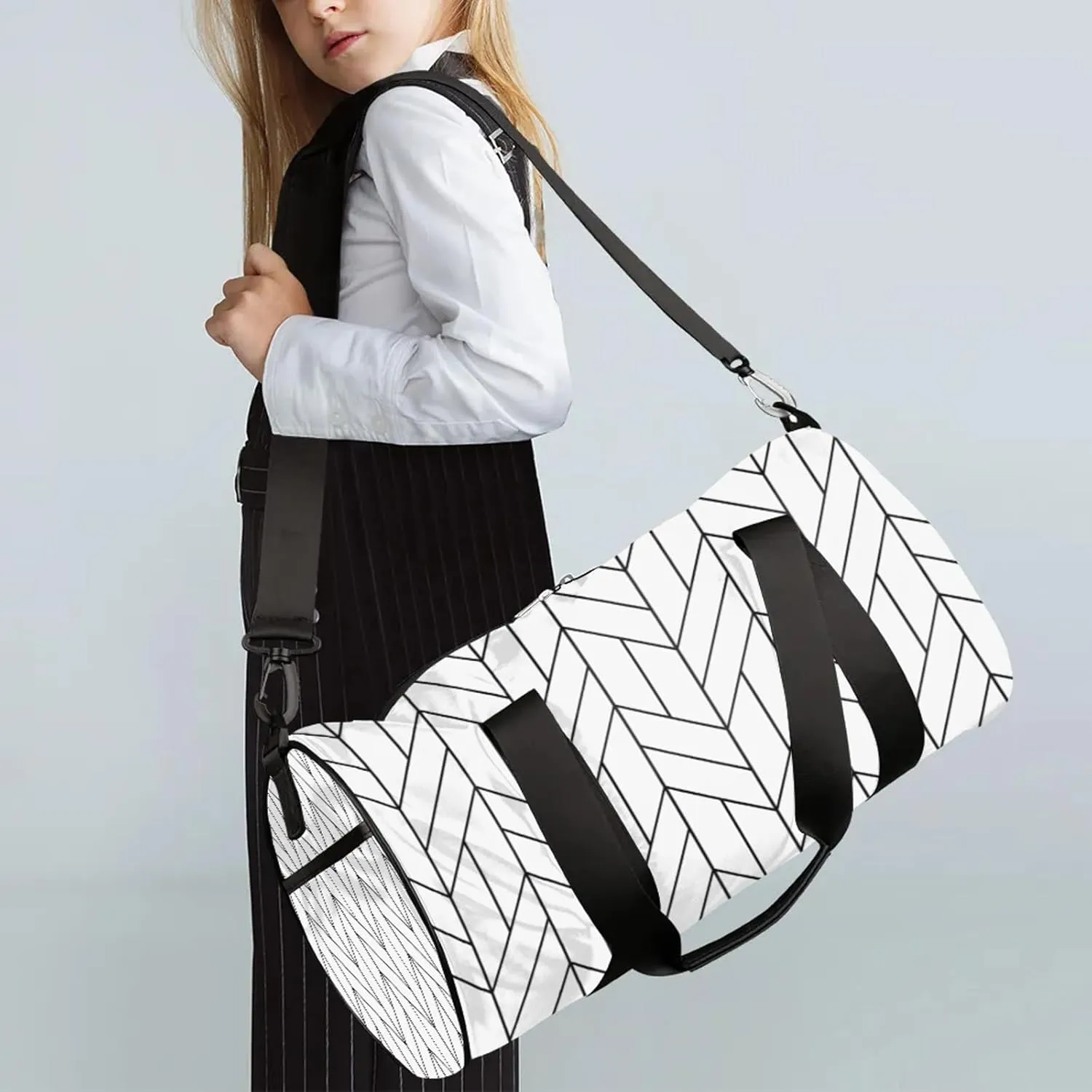 Abstract Geometric Sports Gym Bag for Men Women Lightweight Travel Duffle Bag with Shoulder Strap Waterproof Carry On Weekender Overnight Bag for Travel Sports Gym