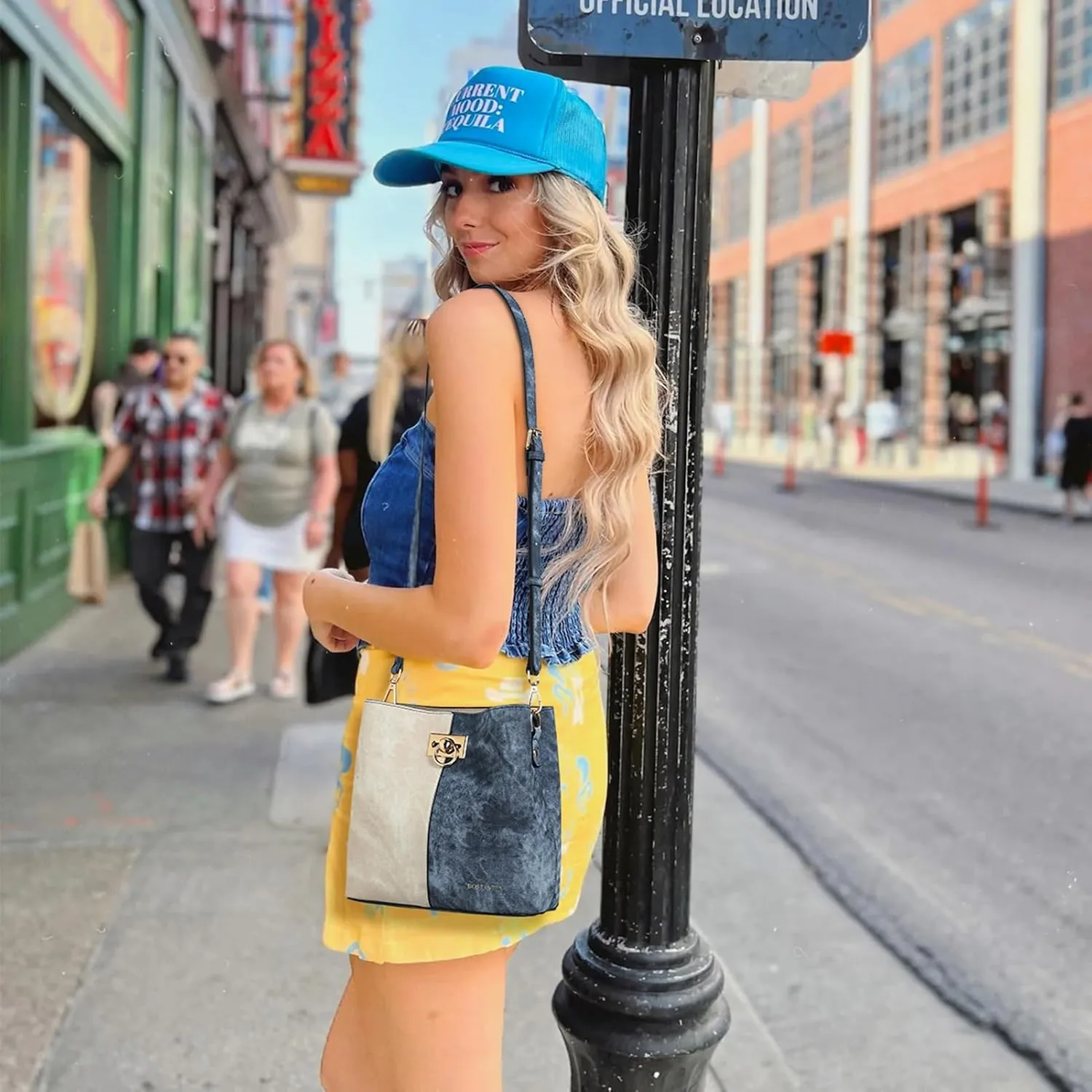 BOSTANTEN Crossbody Bucket Shoulder Bags for Women Vegan Leather Purse Cross Body Handbag Multiple Pockets
