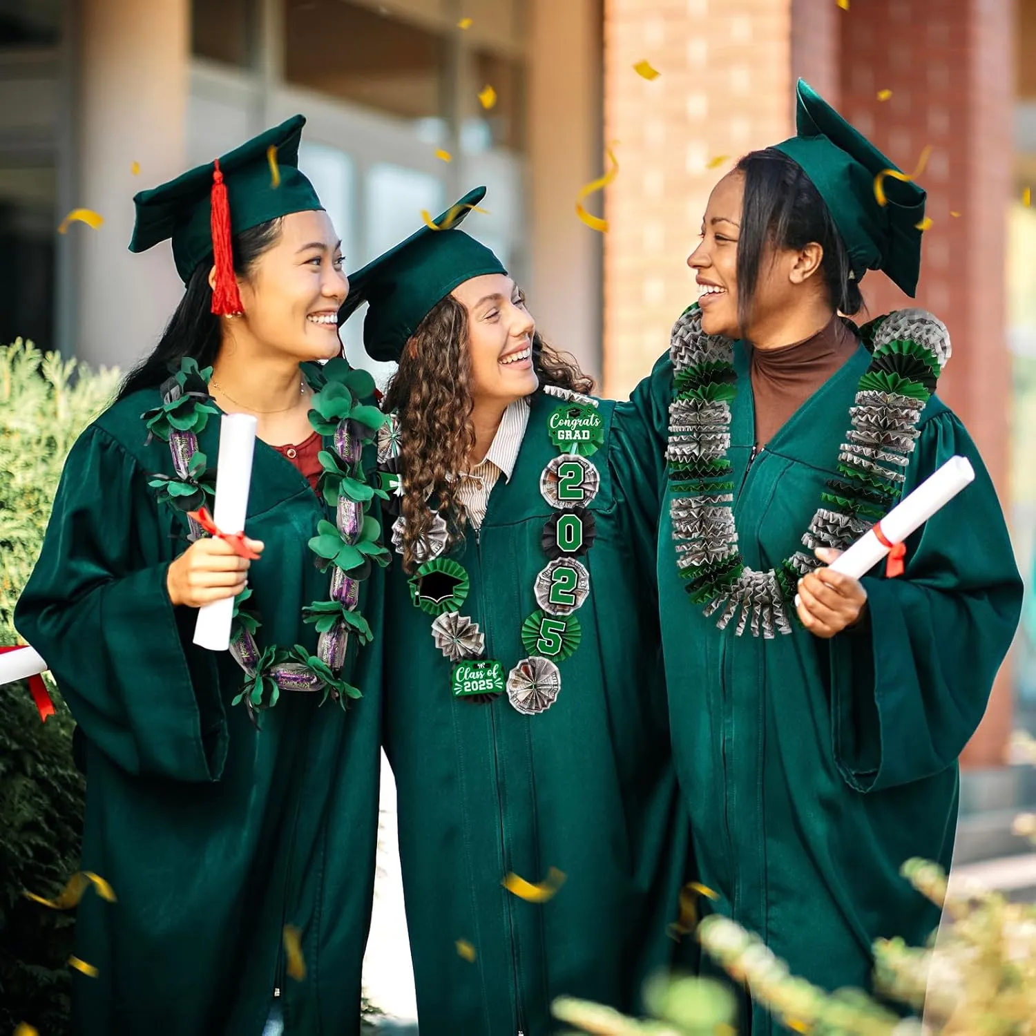 Green Graduation Money Lei, Class of 2025 Candy Lei Kit with Flower Sticker Pieces, Class of 2025 Congrats Senior High College School Grad Party Supplies Green & Black Set of 6 No Money Included