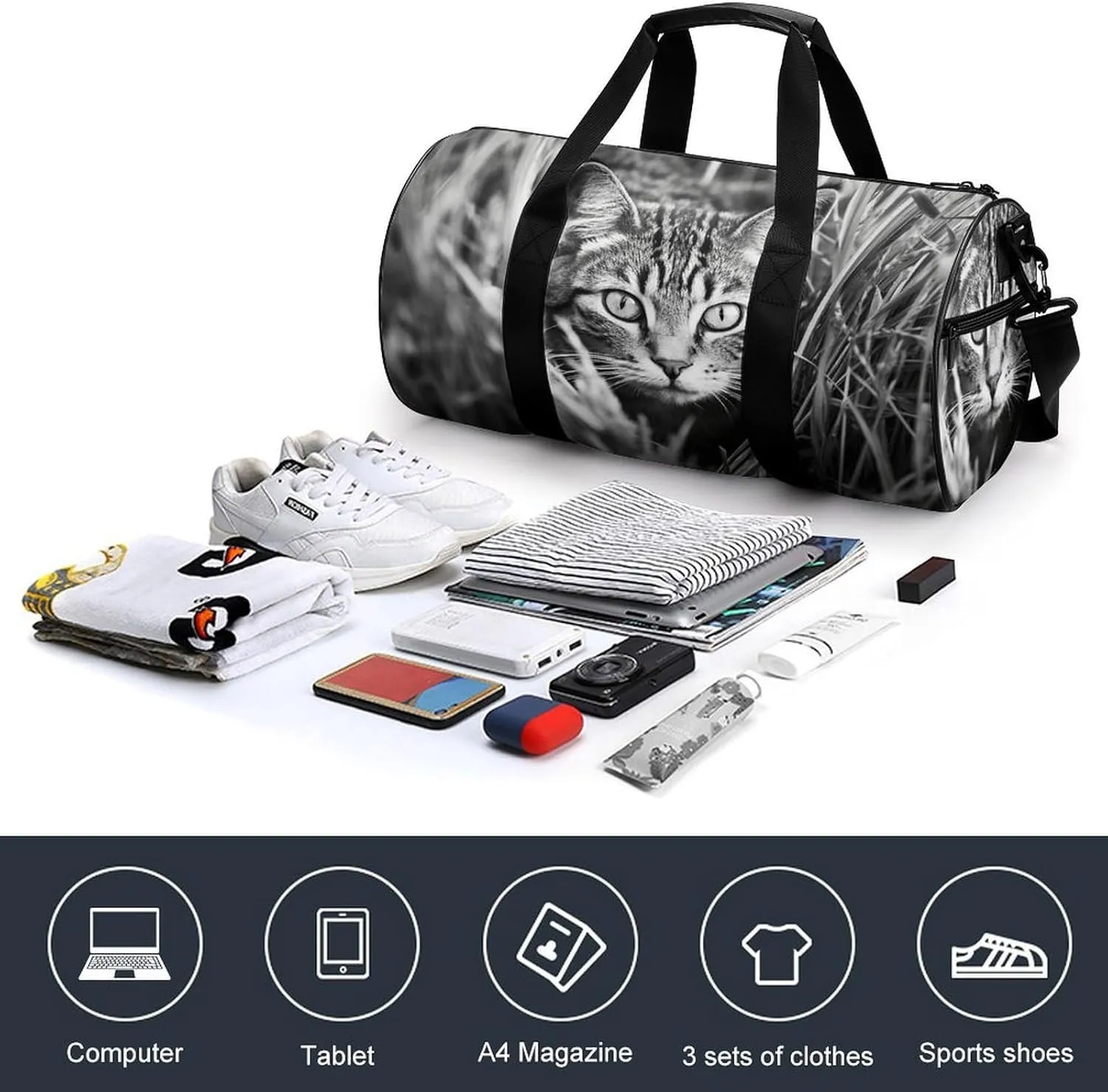 Gym Bag A Cat on The Grass Duffel Bag for Men Women Overnight Bag with Shoe Compartment Workout Bags