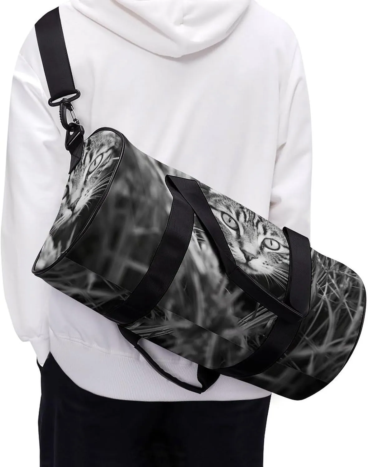 Gym Bag A Cat on The Grass Duffel Bag for Men Women Overnight Bag with Shoe Compartment Workout Bags