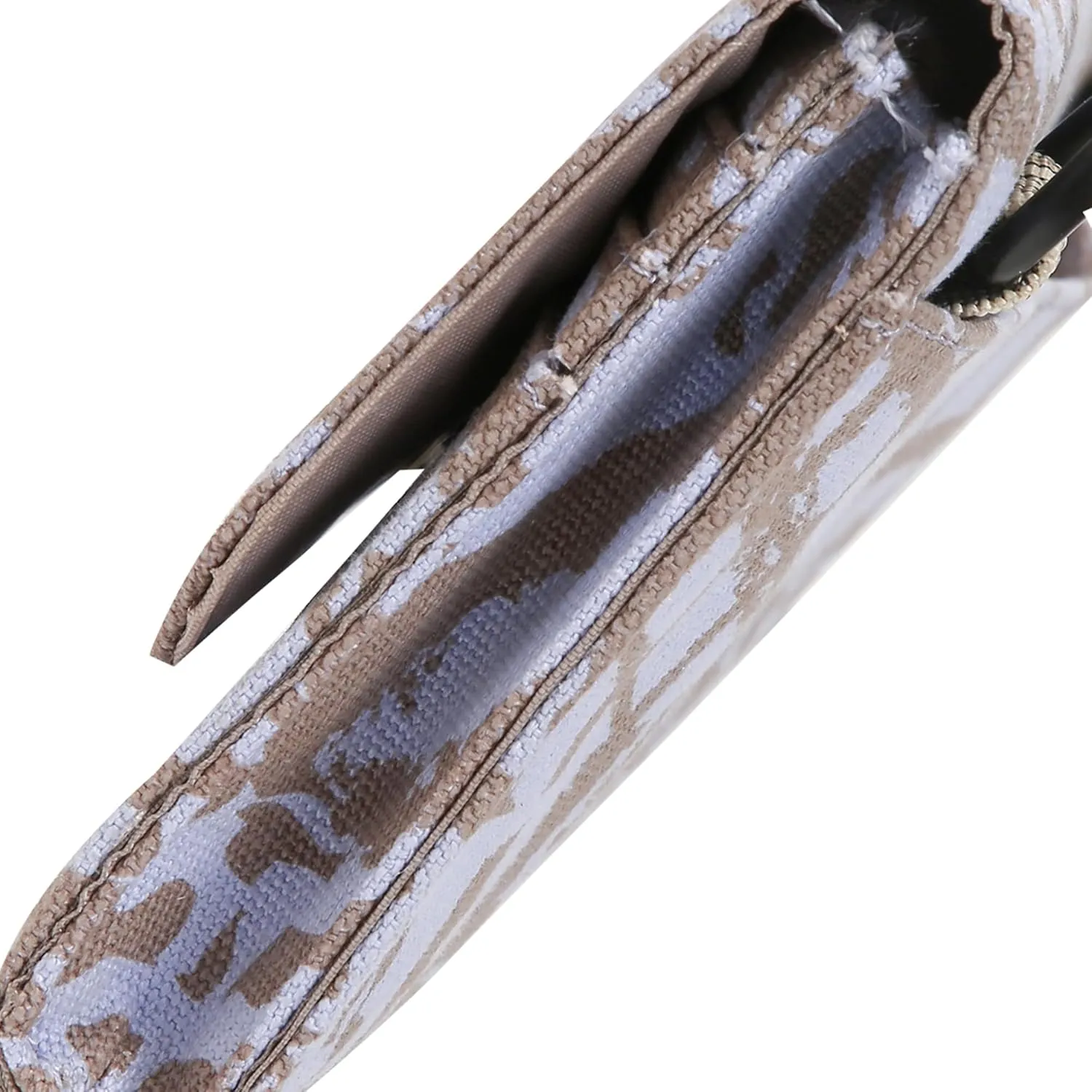 KAVU Islamorada Crossbody Bi Fold Wallet with Rope Strap