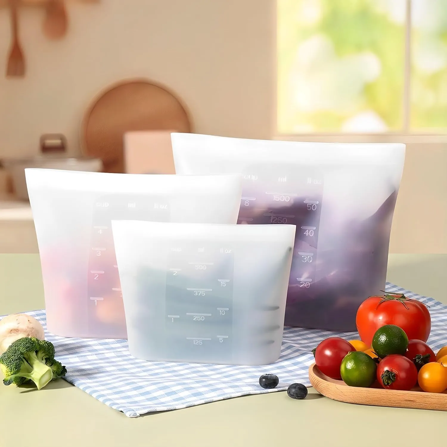 Large Reusable Food Bags 4 Pack, 1.5 Quart(50.7fl.oz) 100% Silicone Storage Bags Stand Up Zip Silicone Food Container, Freezer Microwave Oven Dishwasher Safe, Translucent