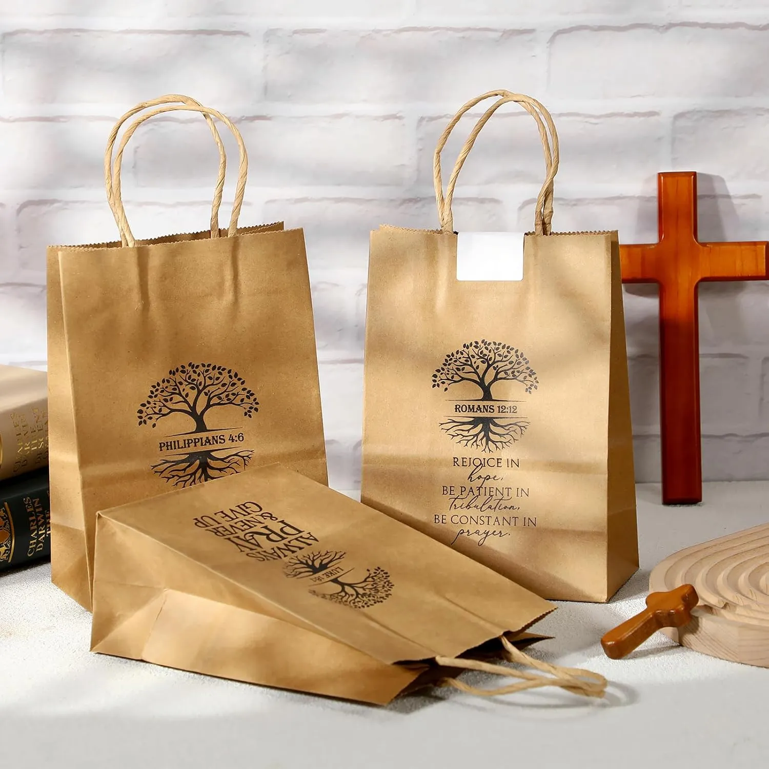 Motipuns 100 Pcs Christian Gift Bag for Father's Day Religious Kraft Paper Bags Bulk with Handle 5. 91 x 3. 15 x 8. 27 Inches Bible Verse Church Welcome Gift for Dad Church Father Family Baptism