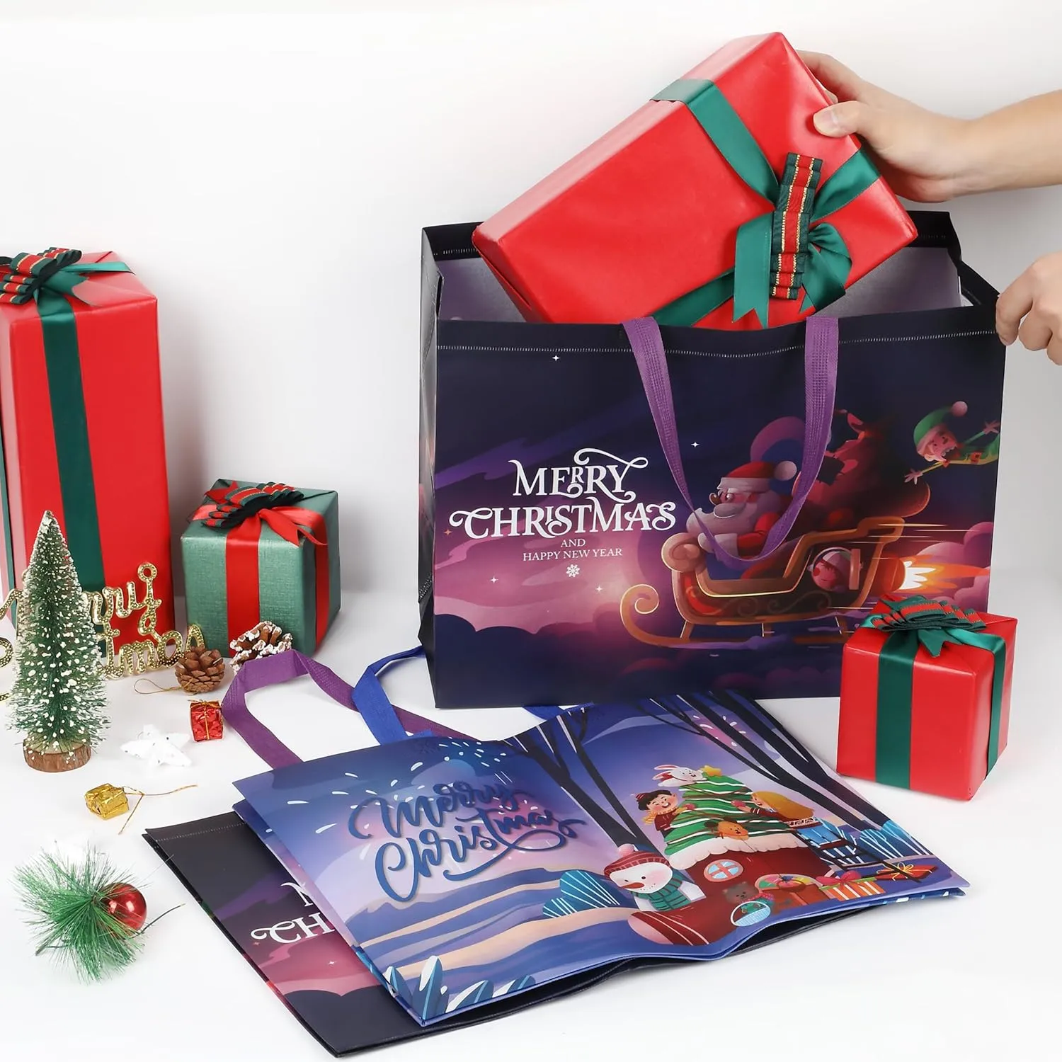Mr. Pen Reusable Xmas Gift Bags, 8 pcs, 2 Designs - Christmas Tote Bags with Handles