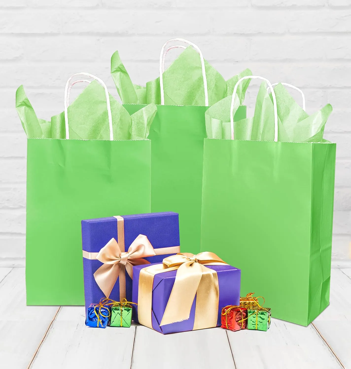 Nihuecne 24 Pack Kraft Paper Gift Bags with Tissue Paper, Small Gift Bags Bulk with Handles for Birthday, Anniversary, Holiday and More(5.9 x3.1 x 8.3In) (Green)