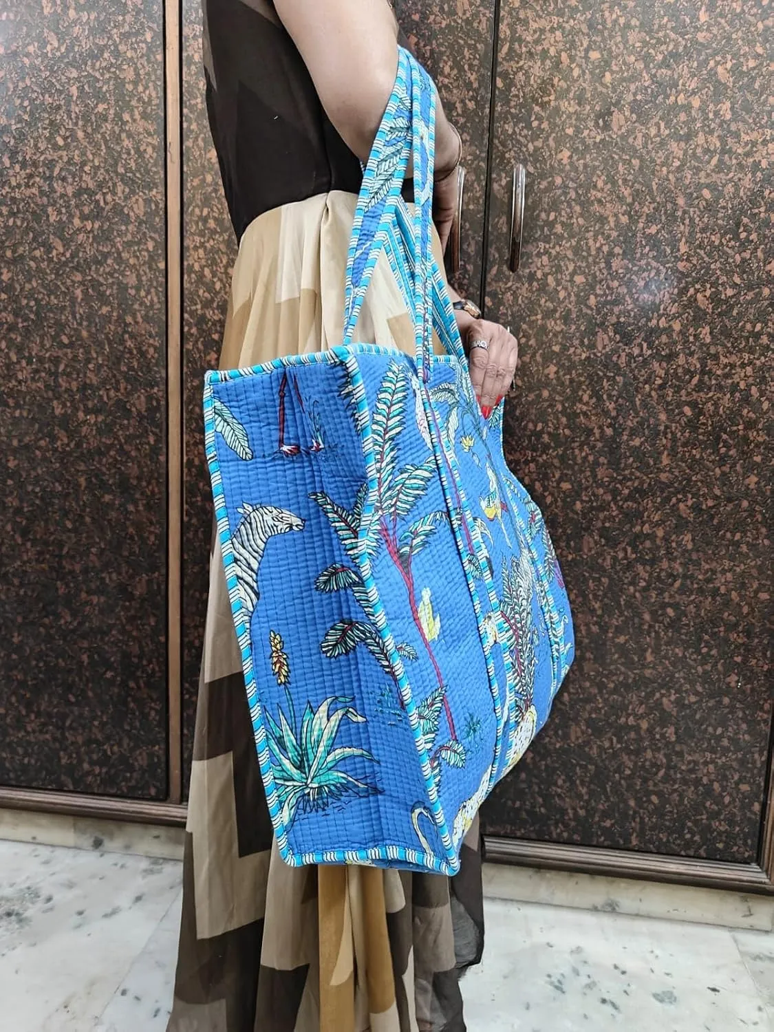 Rastogi Handicrafts Quilted Cotton Women Beautiful Printed Grocery Shopping Bag, Shoulder Bag, Tote Bag, Travel Bags