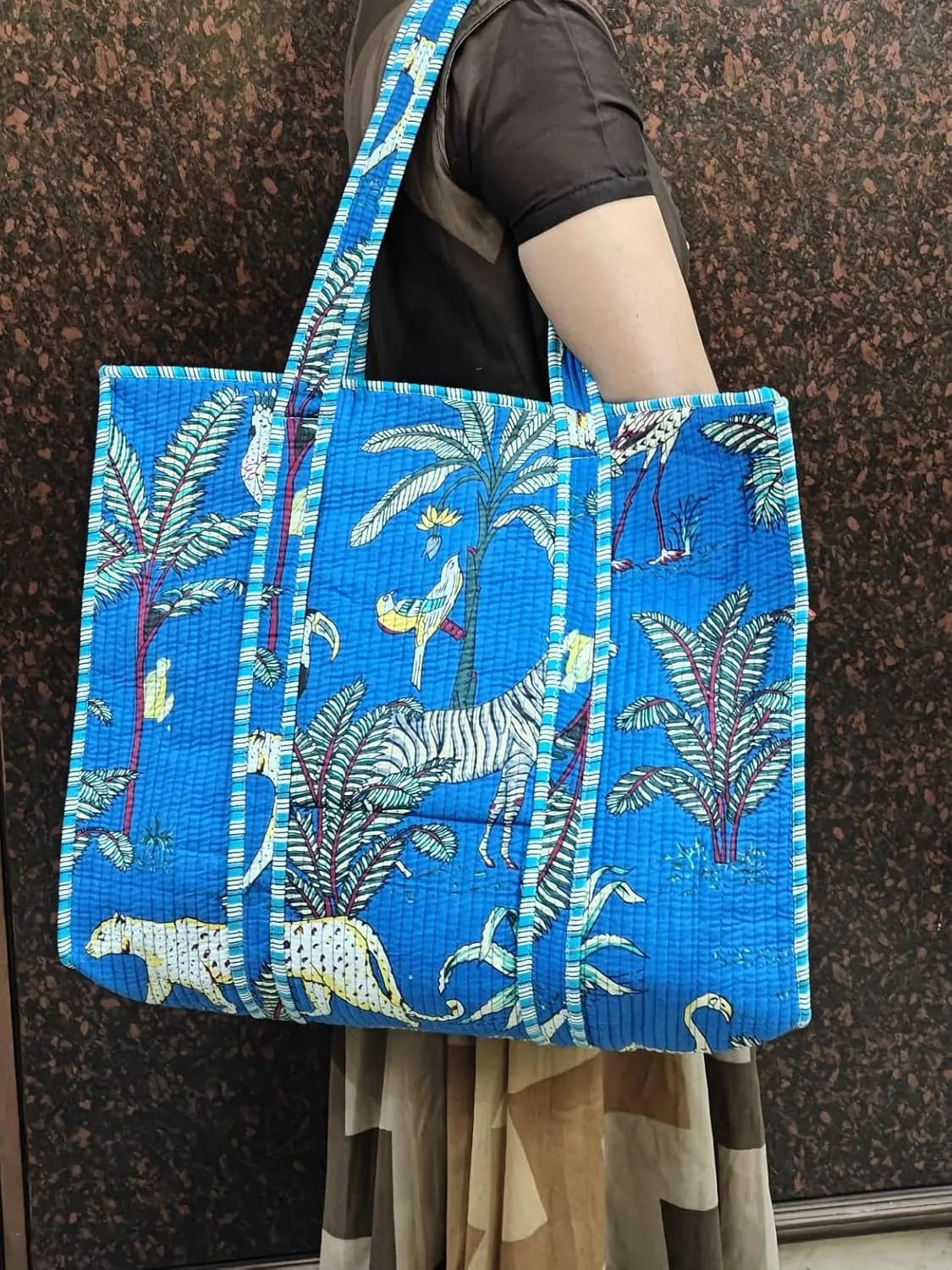 Rastogi Handicrafts Quilted Cotton Women Beautiful Printed Grocery Shopping Bag, Shoulder Bag, Tote Bag, Travel Bags
