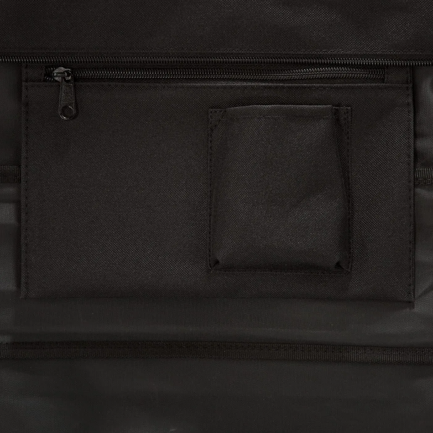 reisenthel shopper e1 - Large capacity and expandable bag made of water repellent and recycled polyester fabric