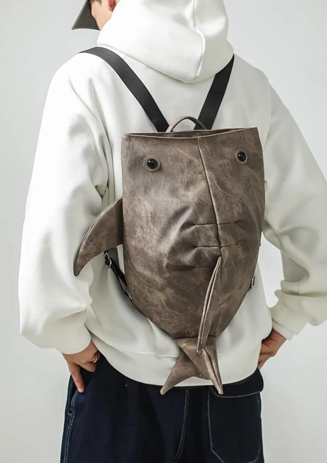 Shark Backpack, Creative 3D Shark Daypack with USB Port, Laptop Knapsack for Hiking, Travel, Shark Shoulder Bag (Brown)