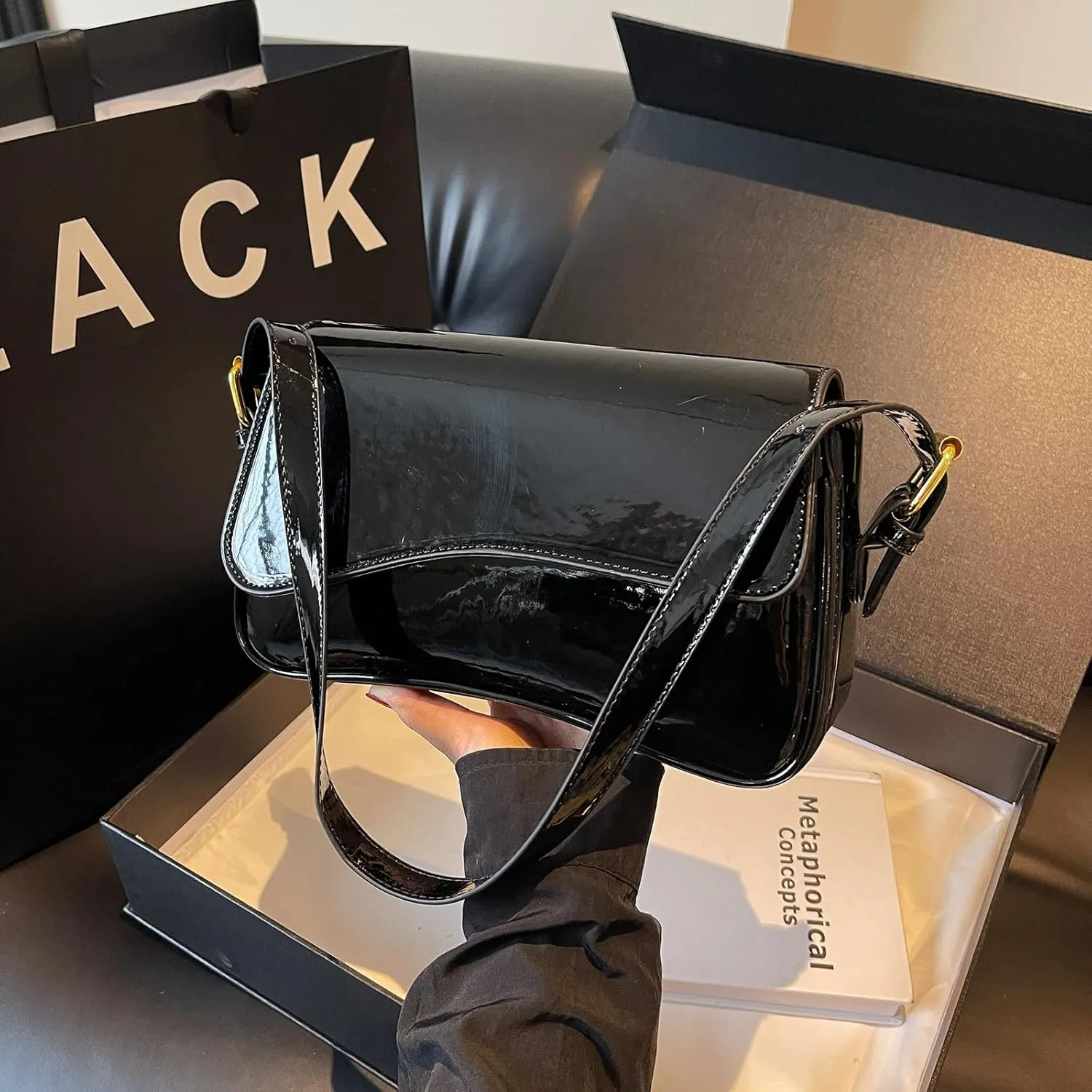 Shoulder Bag for women Y2K Crossbody Vegan Leather Purse Straps Retro Clutch Hobo Hadbags with 2 Removable