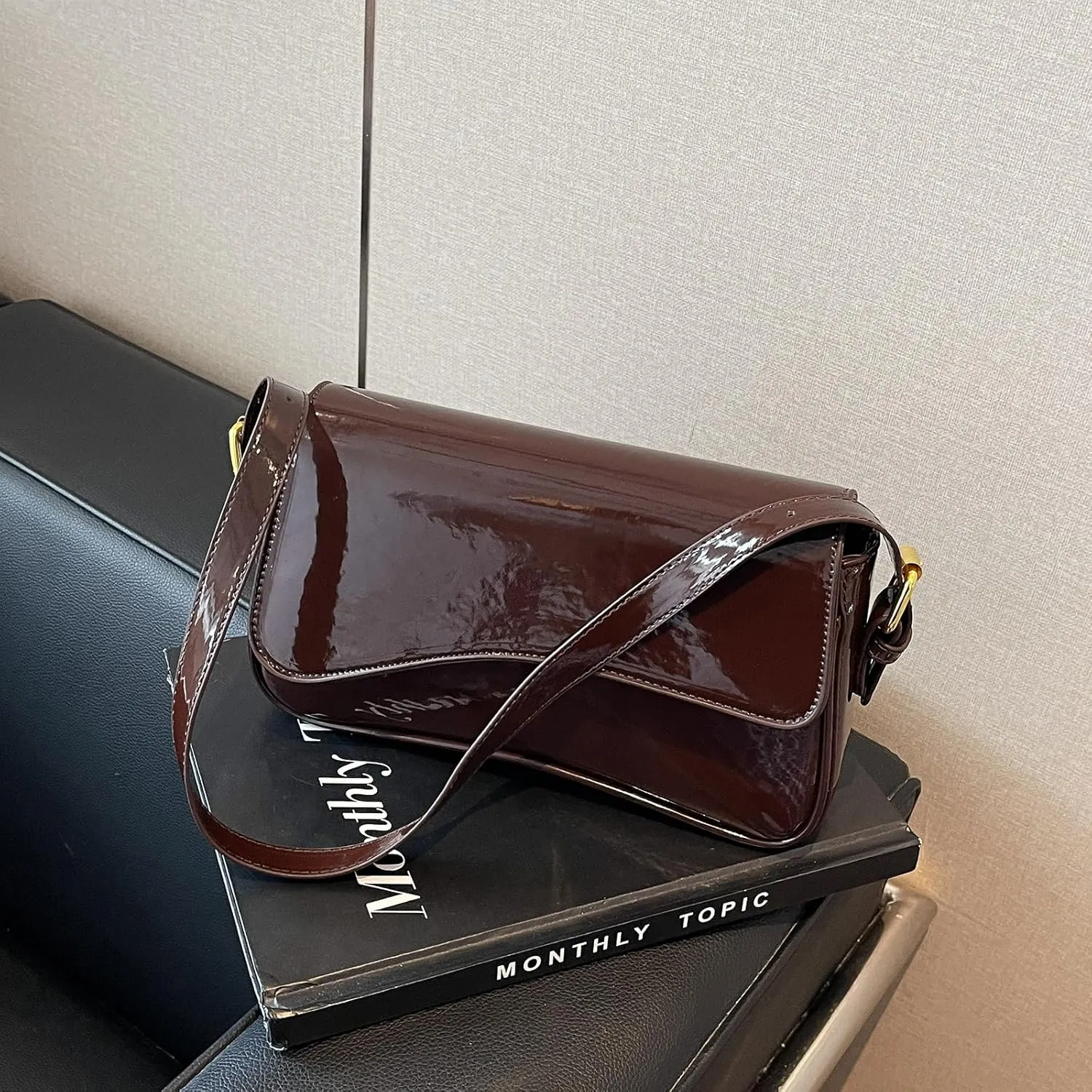 Shoulder Bag for women Y2K Crossbody Vegan Leather Purse Straps Retro Clutch Hobo Hadbags with 2 Removable