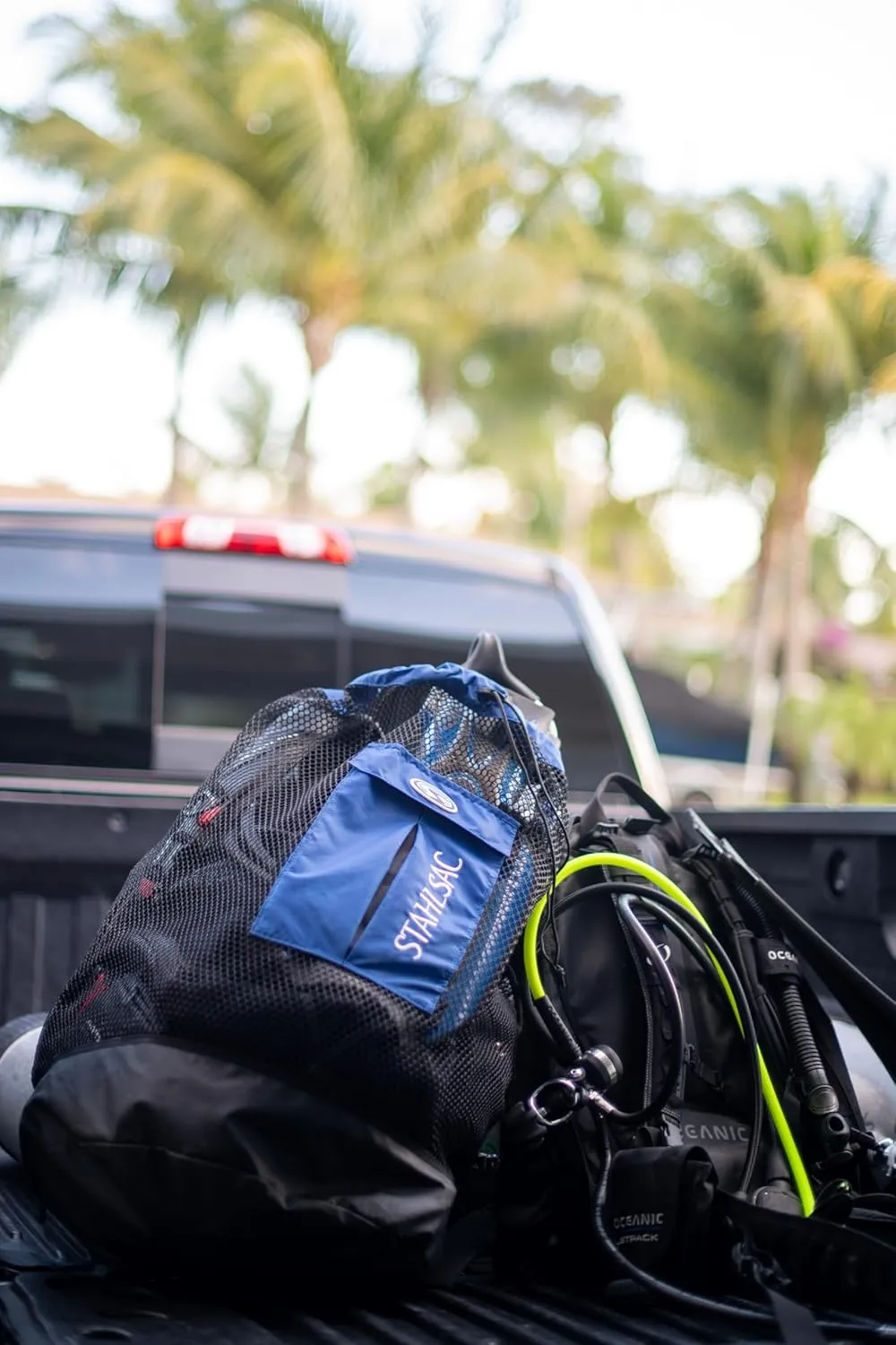 Stahlsac Bonaire Mesh Backpack: Big 142L size, ideal for dive gear, dry pockets