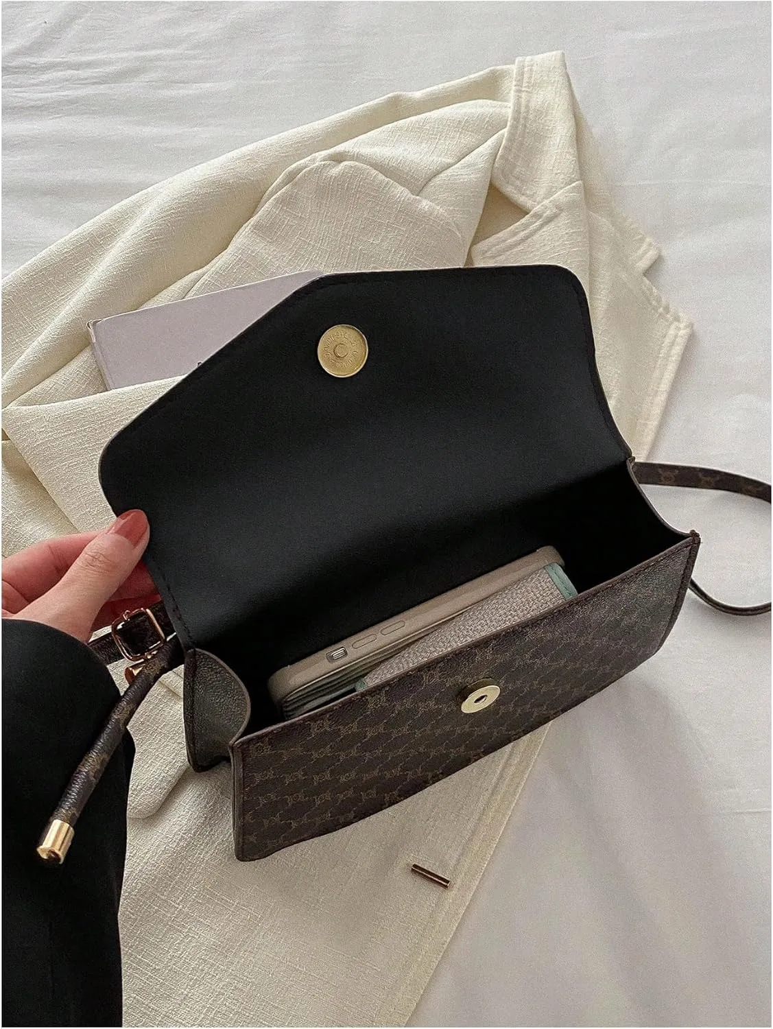 SweatyRocks Women's PU Leather Top Handle Crossbody Bag Flap Magnet Geo Pattern Square Bag Vintage Satchel Handbags