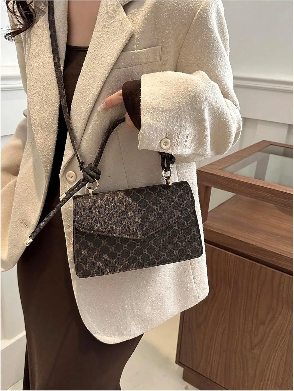 SweatyRocks Women's PU Leather Top Handle Crossbody Bag Flap Magnet Geo Pattern Square Bag Vintage Satchel Handbags