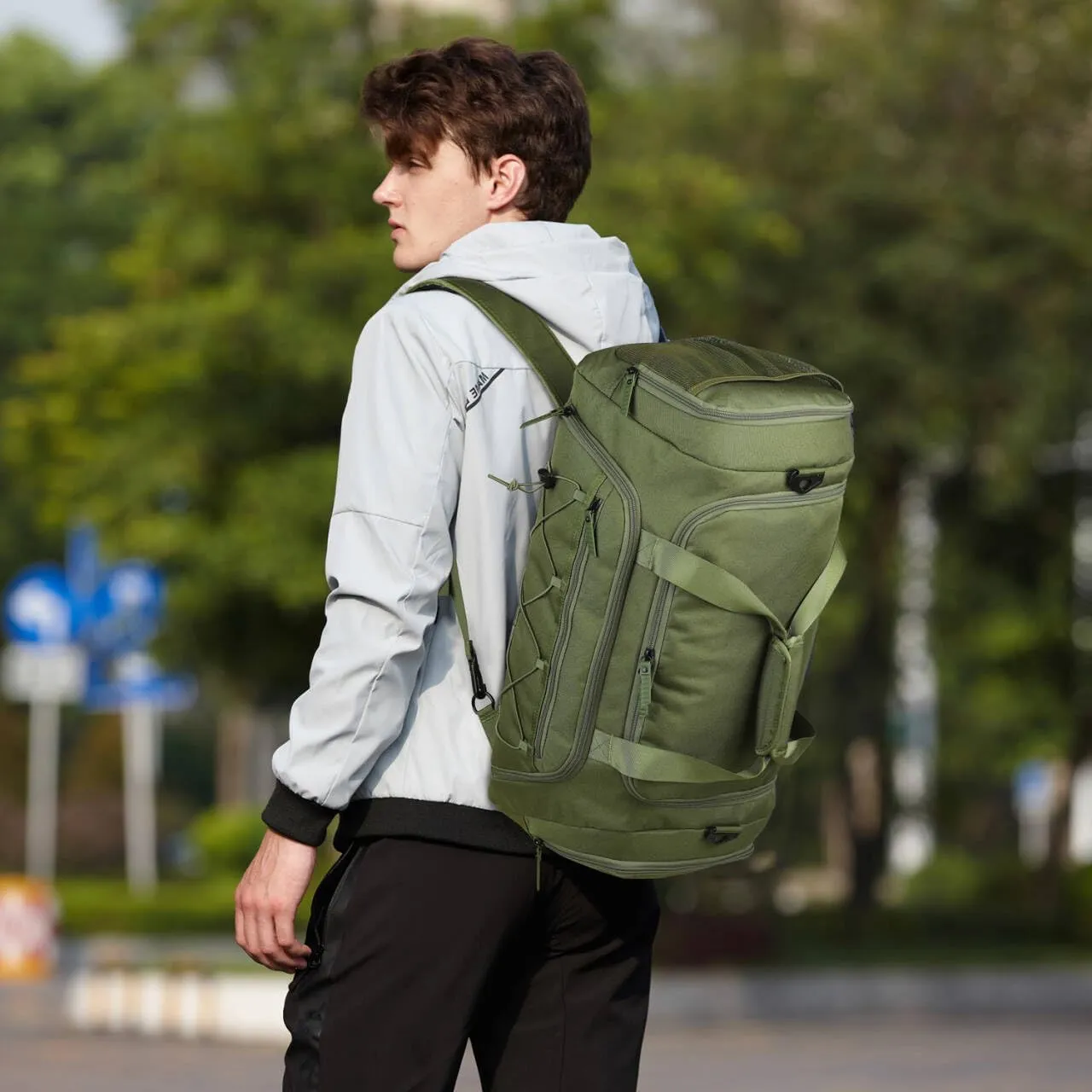 Travel Duffle Bag Backpack for Men 40L Medium Sports Gym Duffel with Wet Pocket & Shoes Compartment Carry on Overnight Weekender Bag for Travel, Green