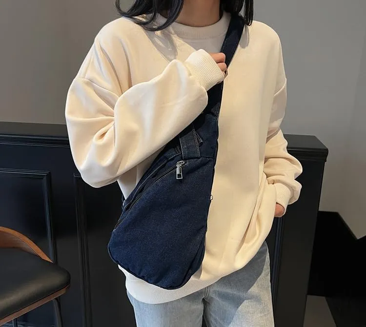 Trendy Sling Bag for Women Crossbody Sling Bag Denim Shoulder Bag Backpack Fanny Belt Bag for Sports Hiking 2025