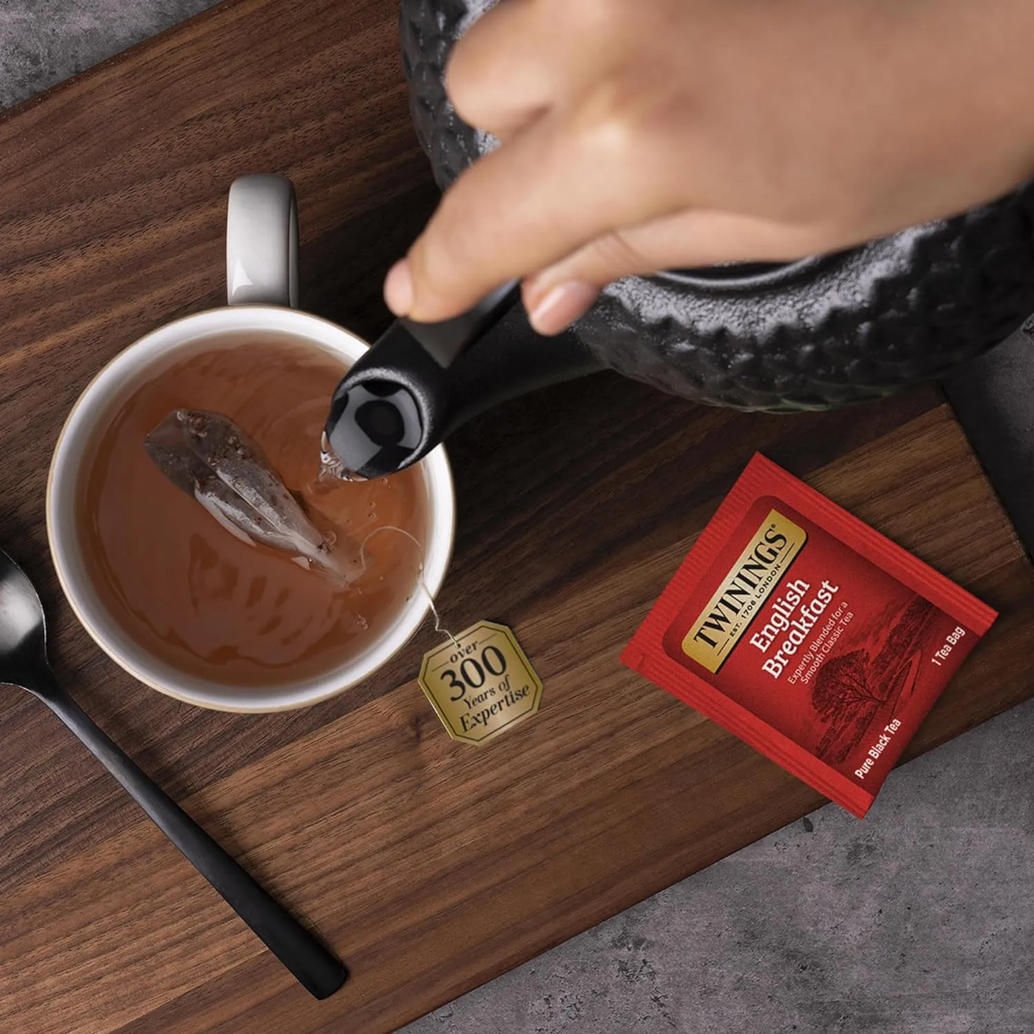 Twinings Variety Pack Tea Bags, Includes English Breakfast, Earl Grey, Lemon Ginger, Peppermint, Green, and Chai, 25 Count (Pack of 6), Enjoy Hot or Iced | Packaging May Vary