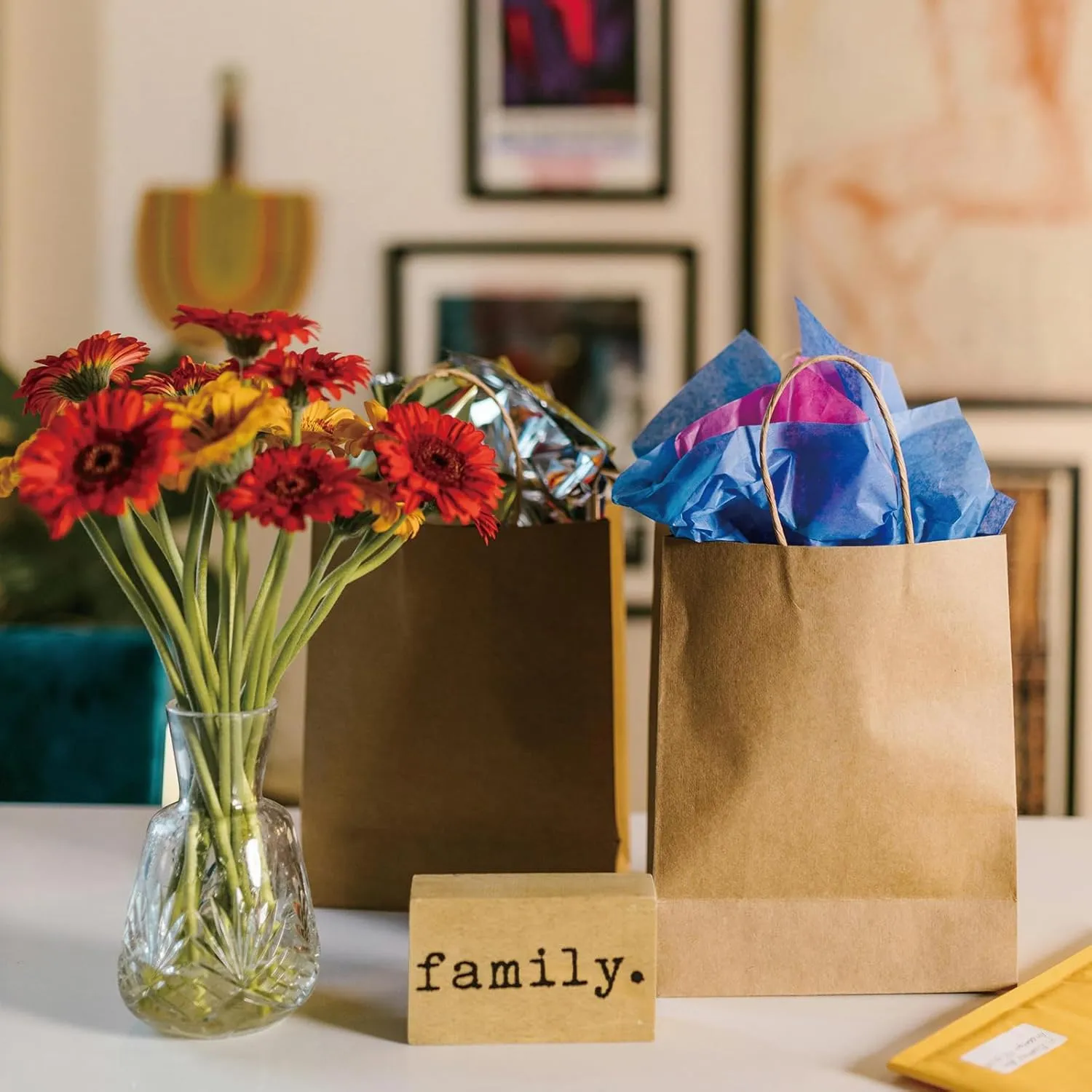 vanhel 100 Pack Brown Paper Bags with Handles,8x4.25x10.5 Inches,Gift Bags Medium Size,Gifts Bag Bulk for Festival,Birthday, Favor,Party,Shopping,Retail Merchandise