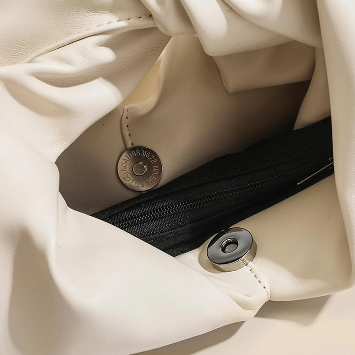 Women's Twist Top Magnetic Closure Ruched Cloud Handbag Soft Leather Y2K Hobo Evening Bags for Shopping Traveling Dating (Brown)